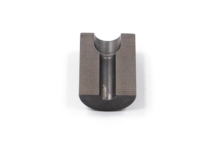 Καρβίδιο του βολφραμίνου Ψυχρό επικεφαλής πεθαίνει Ανθεκτικό σε υψηλές θερμοκρασίες για τα μέρη του άξονα σύνδεσης μετάλλου που σχηματίζουν αντικαταστάσιμες τμηματικές ενότητες Χαμηλό κόστος συντήρησης Ανθεκτικό σε επιπτώσεις φθοράς